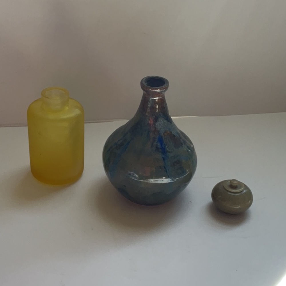Colorful Decorative lot of small vintage glass vases.